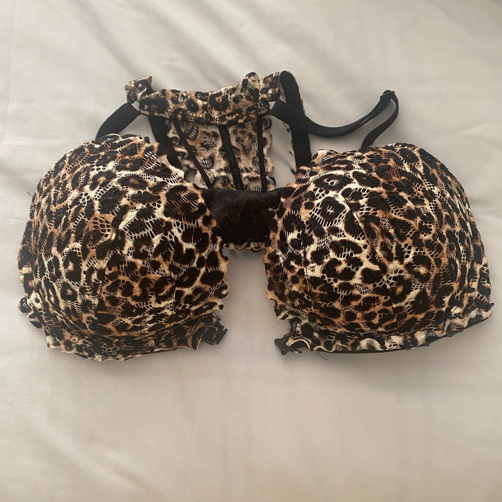 PINK Victoria's Secret Leopard Print Bra
